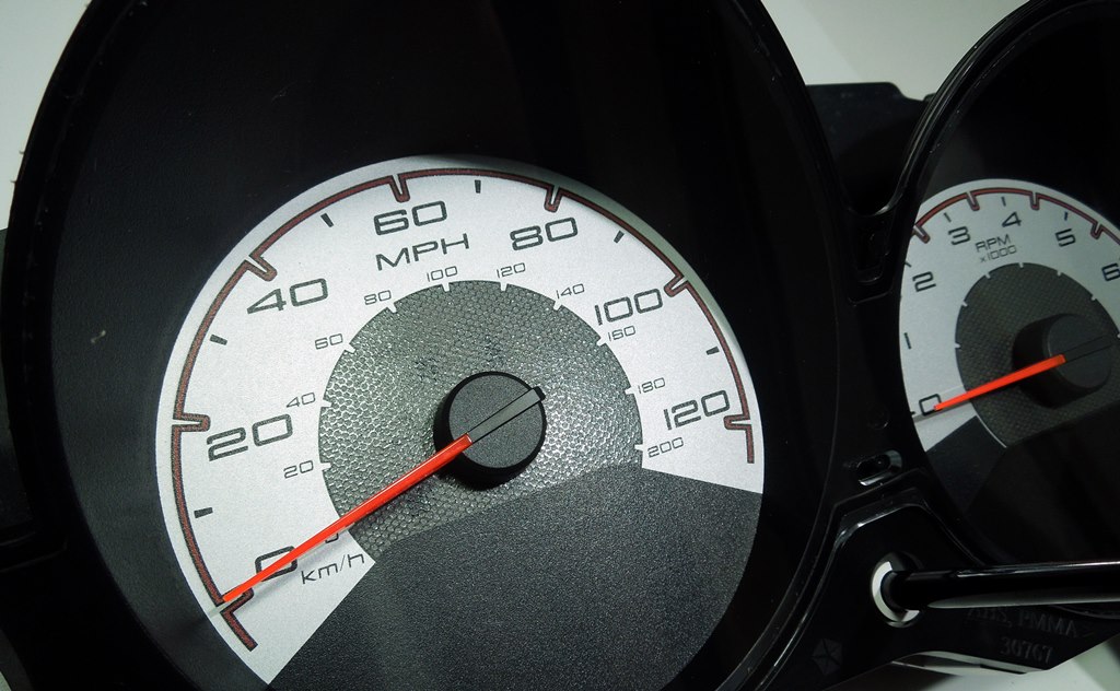 Daytona Edition Custom Gauge Face for 20082009 Dodge Avenger Gas US